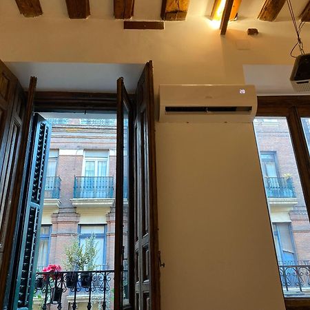 Hortaleza 4, Preciso Estudio En Chueca Junto A La Gran Via De Madrid Exteriör bild