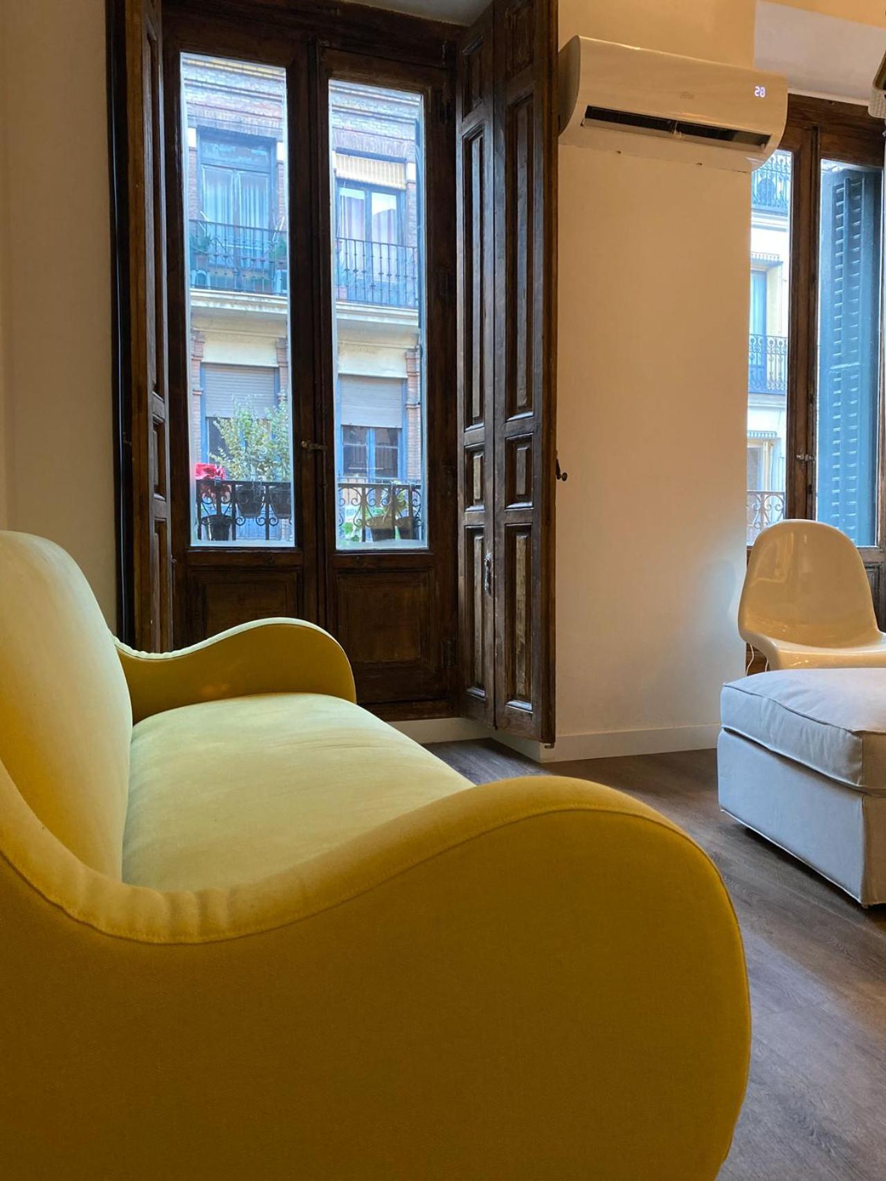 Hortaleza 4, Preciso Estudio En Chueca Junto A La Gran Via De Madrid Exteriör bild