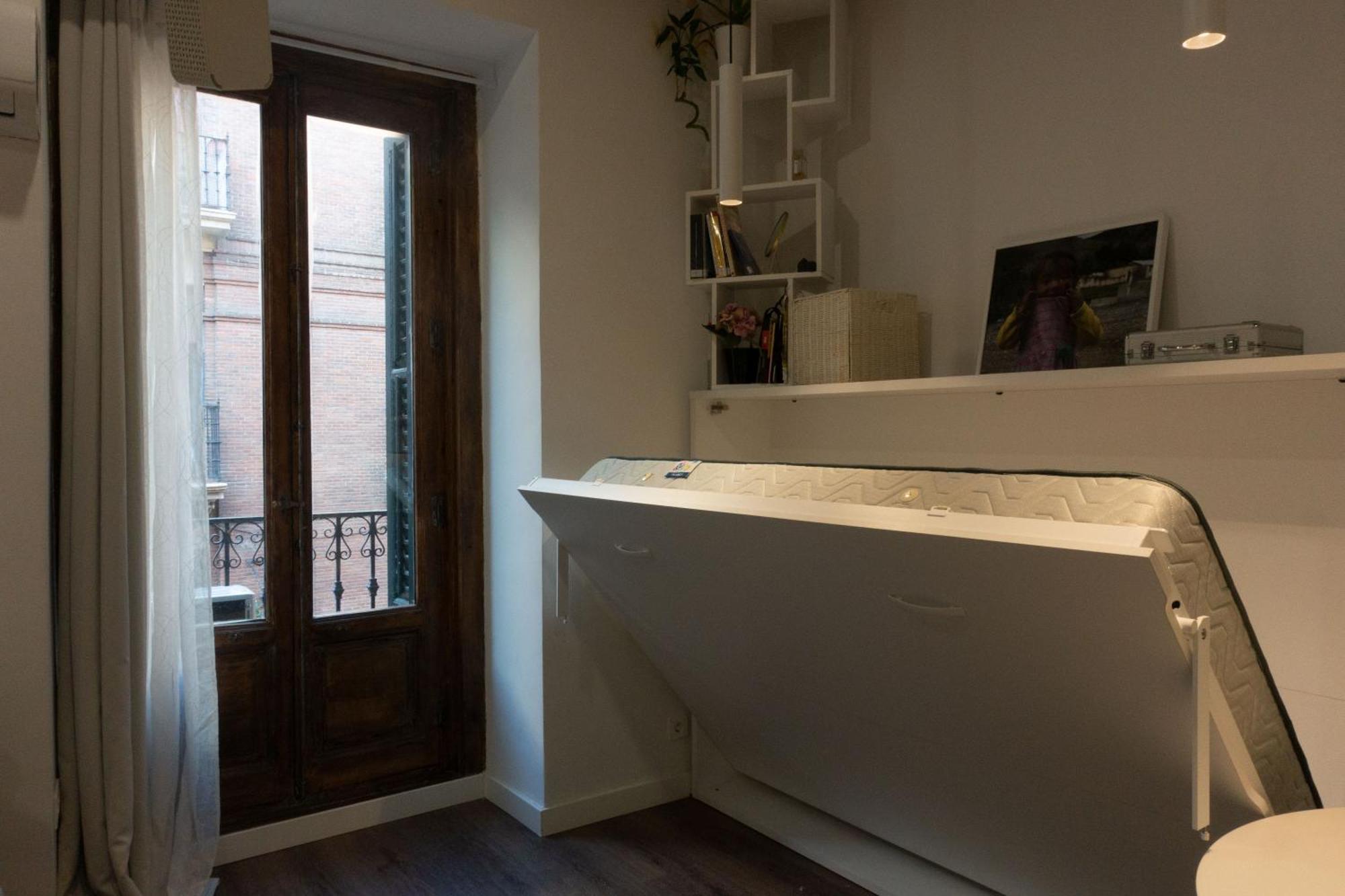Hortaleza 4, Preciso Estudio En Chueca Junto A La Gran Via De Madrid Exteriör bild